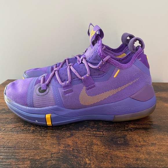 mens purple basketball shoes